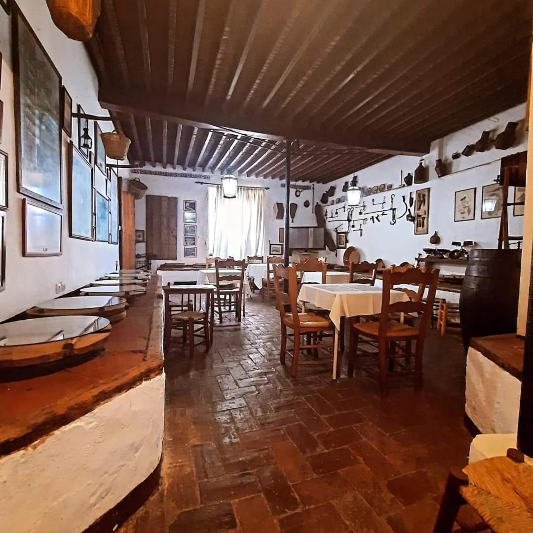 Hotel Rural Verde Oliva Comares Esterno foto